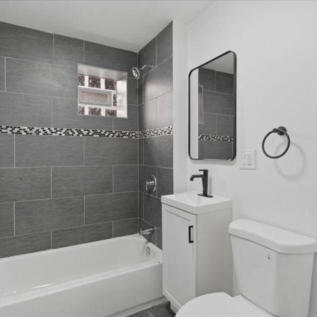 2607 W. Haddon Ave.: After · bath