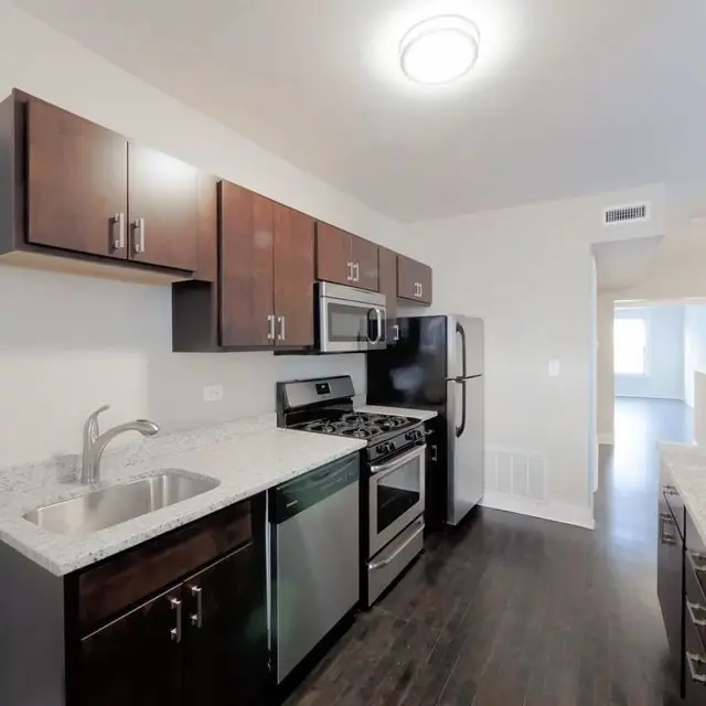3249–51 N. Damen Ave.: Kitchen · 2022