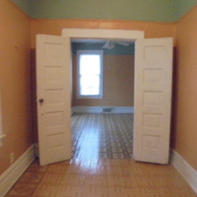 4414 N. Hamilton Ave.: As bought · room