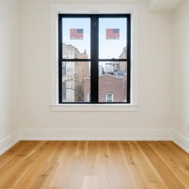 944 N. Damen Ave.: After · bedroom