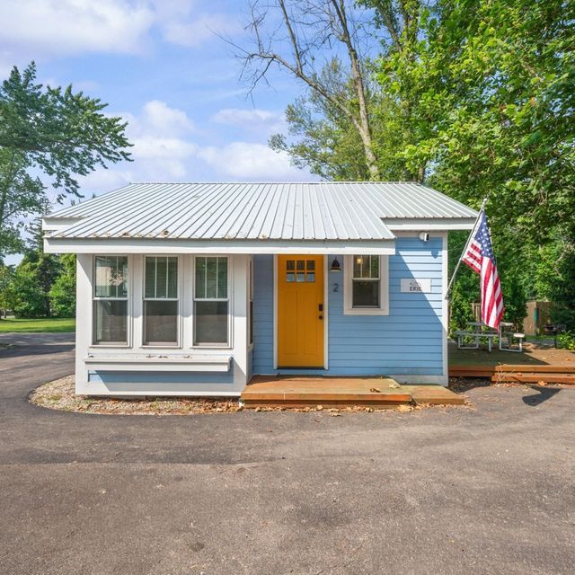 5358 Paw Paw Lake Rd.: Cottage